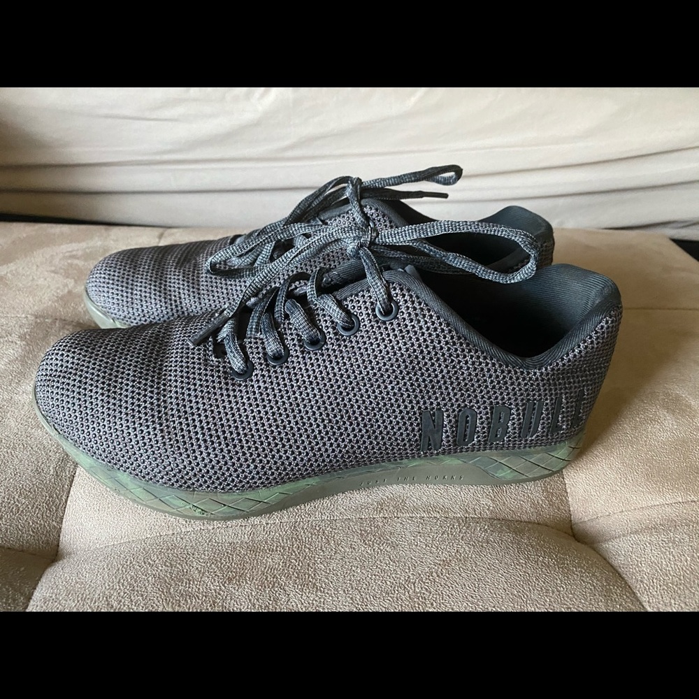 Nobull women’s 9.5
